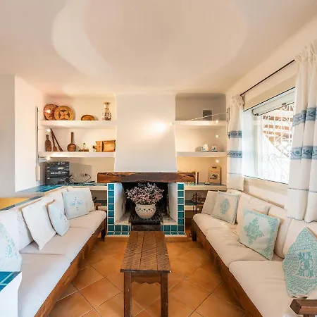Casa de Férias Relais Baia Di Nelson