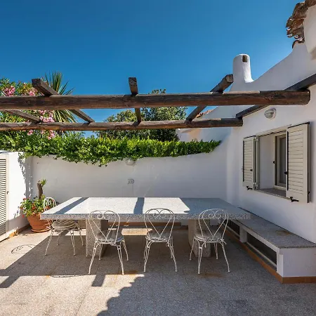 Relais Baia Di Nelson Holiday home *
