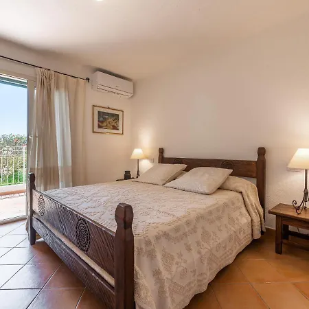 Relais Baia Di Nelson Holiday home *