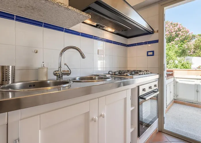 Relais Baia Di Nelson * ポルト・ラファエル